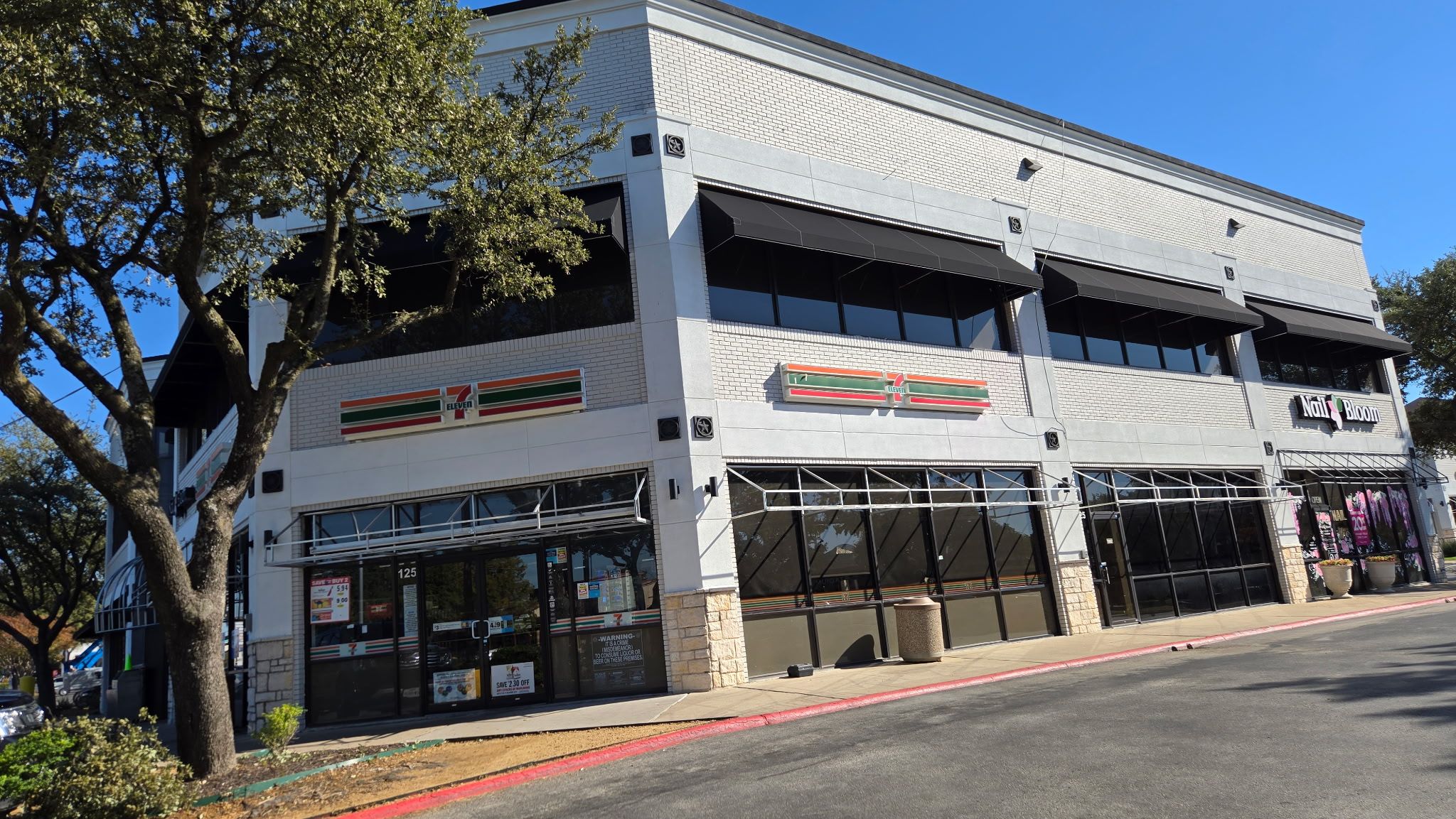 Commercial awning project