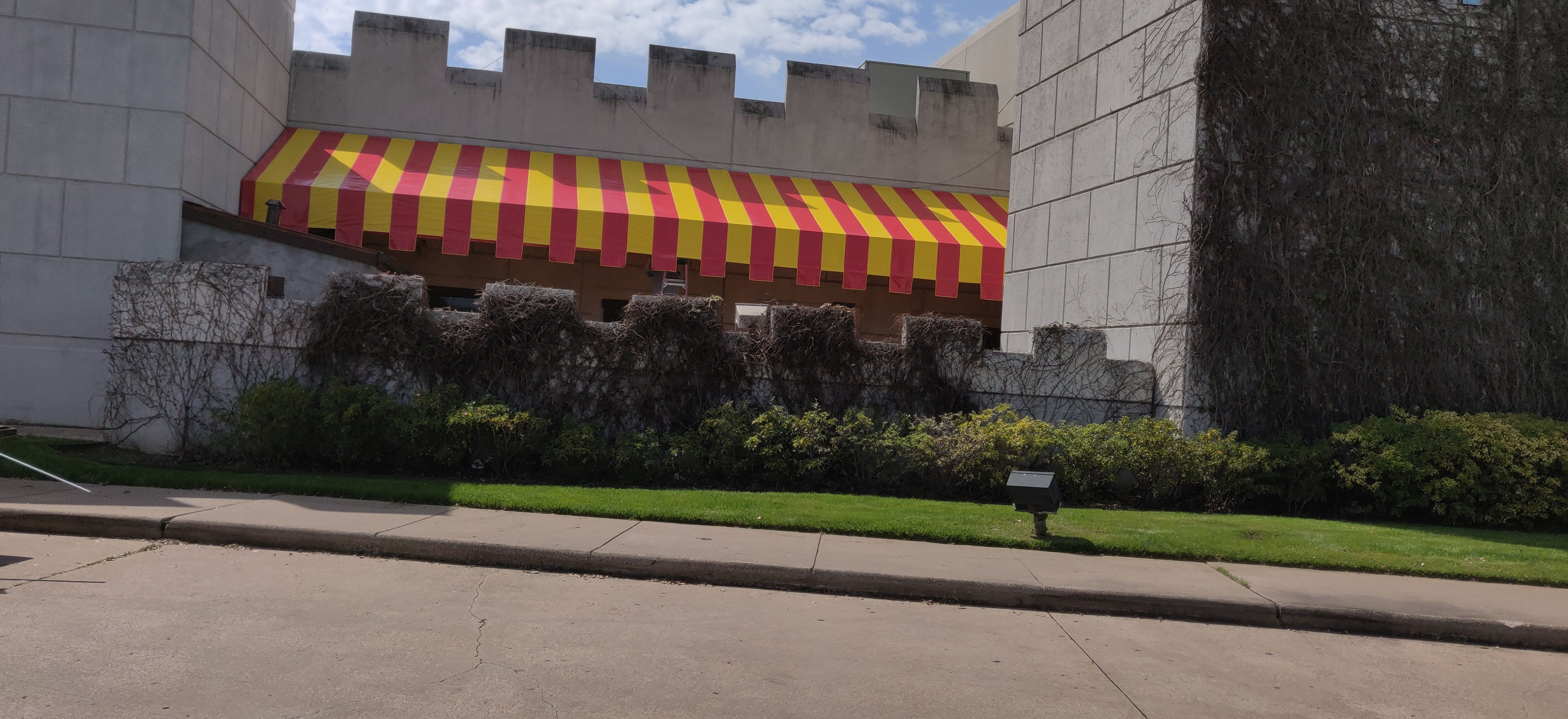 Commercial awning project