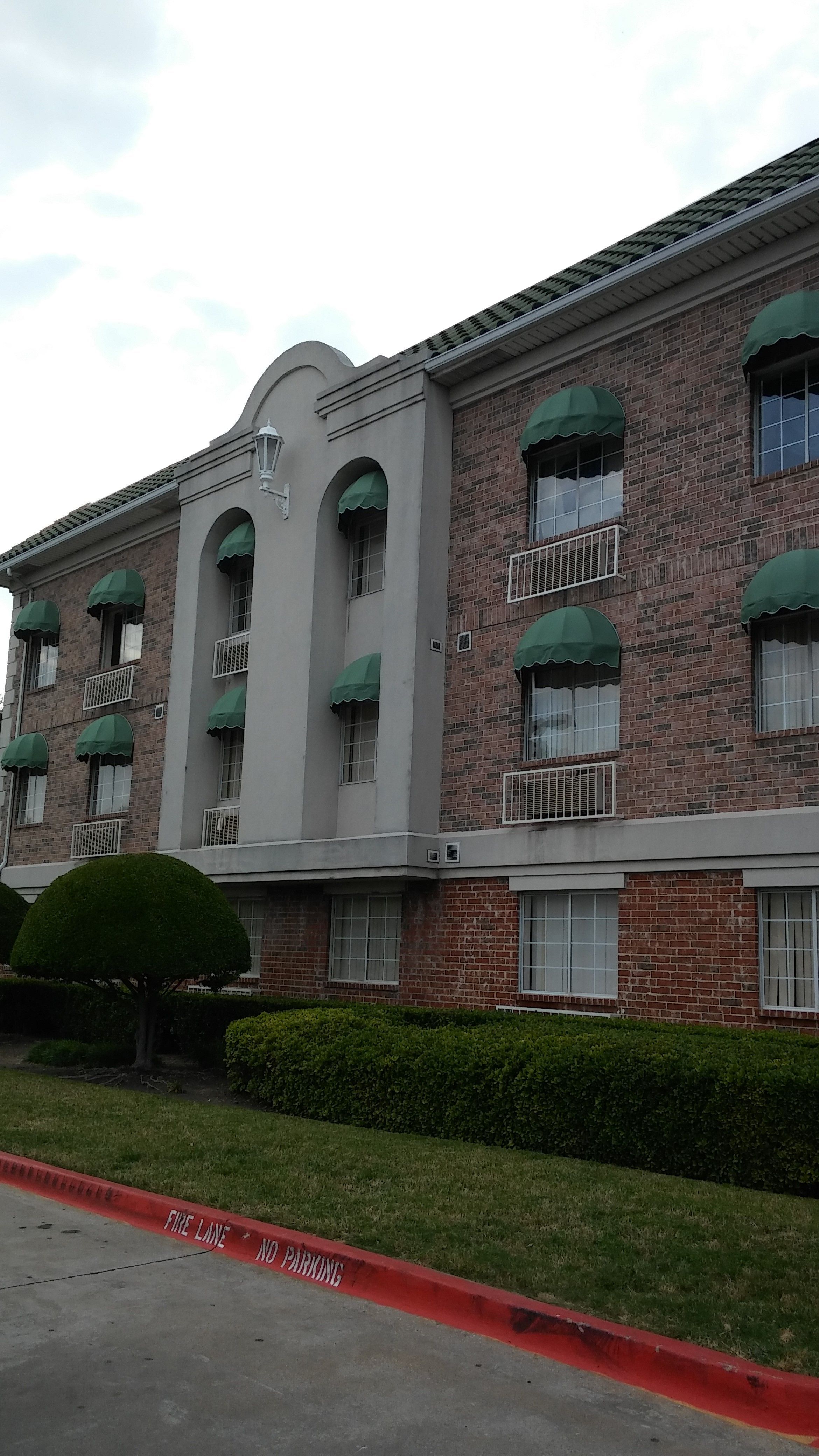Commercial awning project
